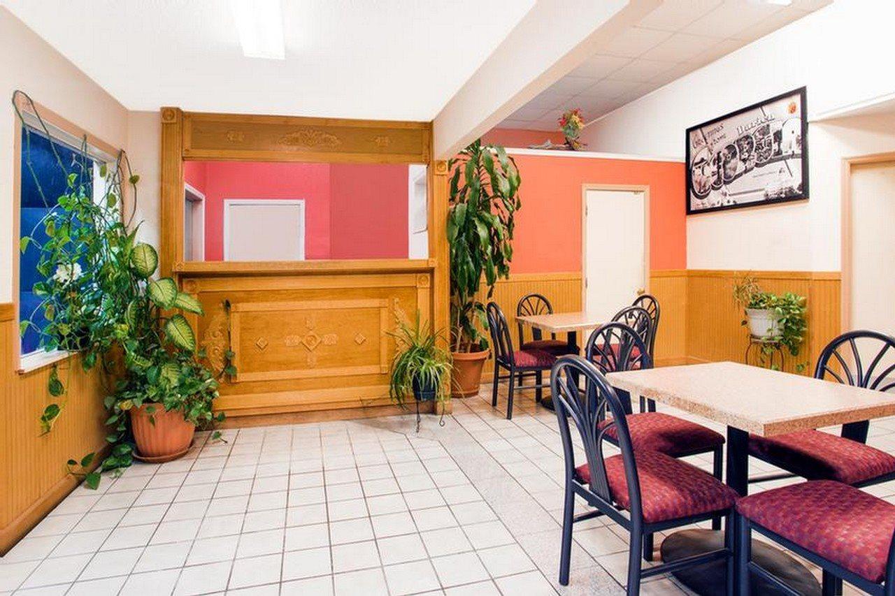 Americas Best Value Inn Darien Exteriér fotografie