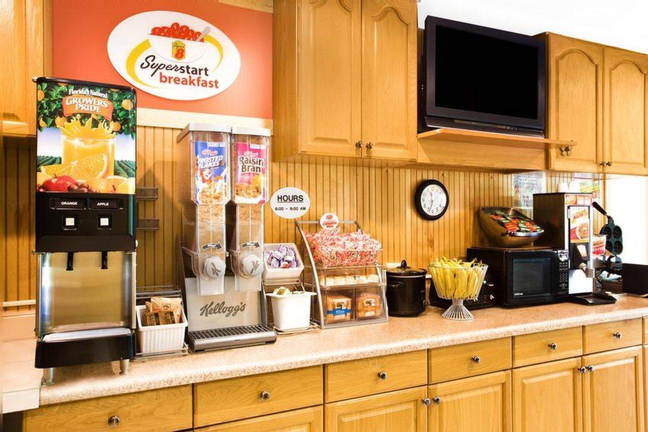 Americas Best Value Inn Darien Exteriér fotografie