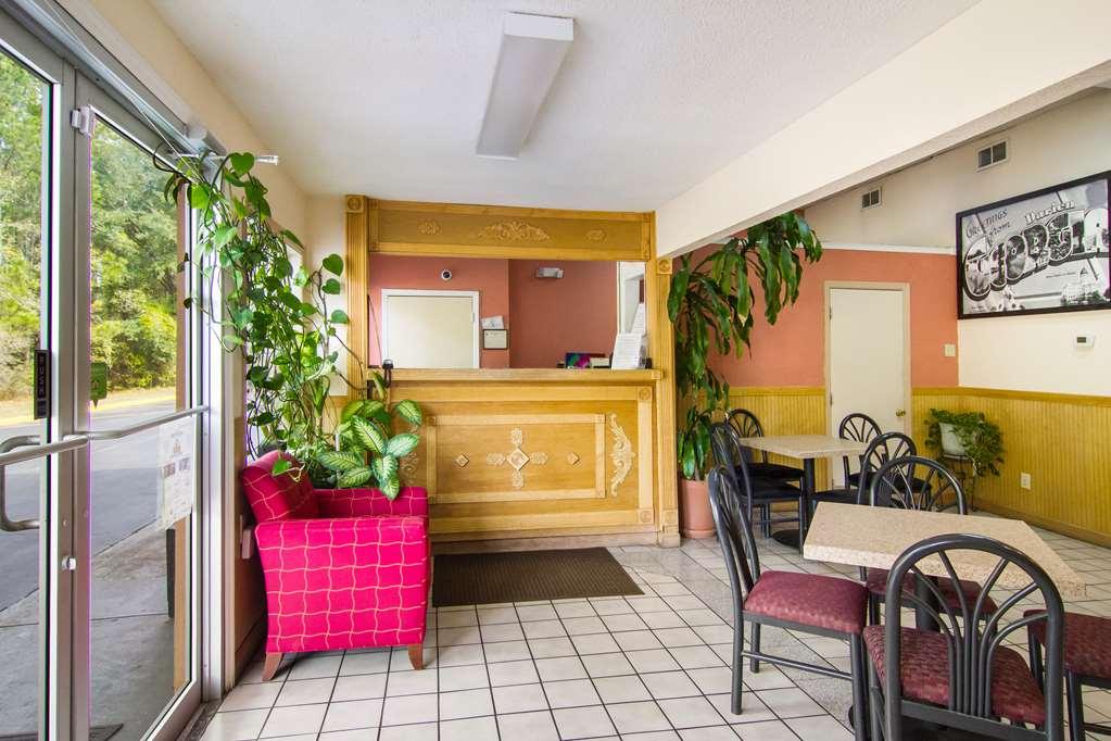 Americas Best Value Inn Darien Interiér fotografie