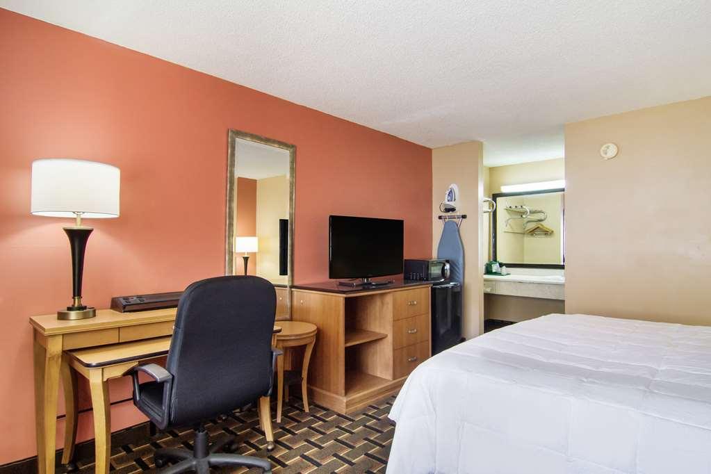 Americas Best Value Inn Darien Pokoj fotografie
