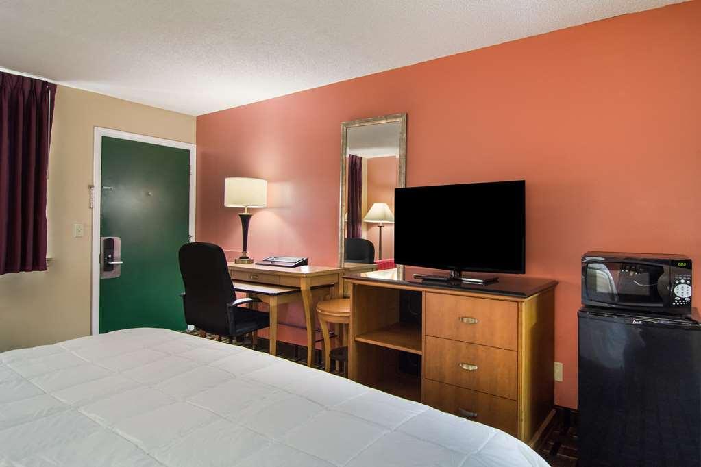 Americas Best Value Inn Darien Pokoj fotografie