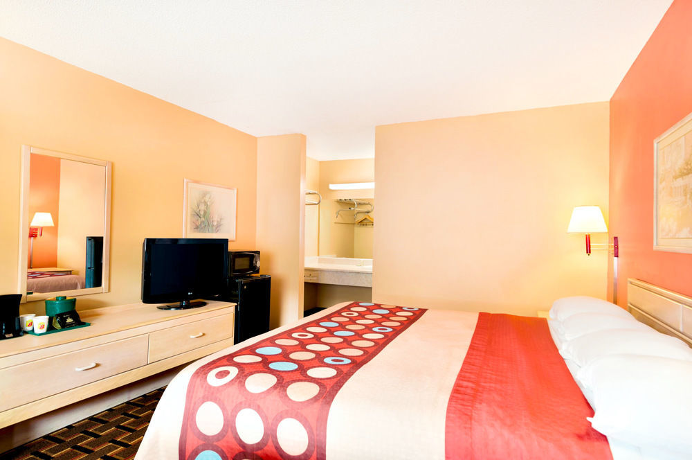 Americas Best Value Inn Darien Exteriér fotografie
