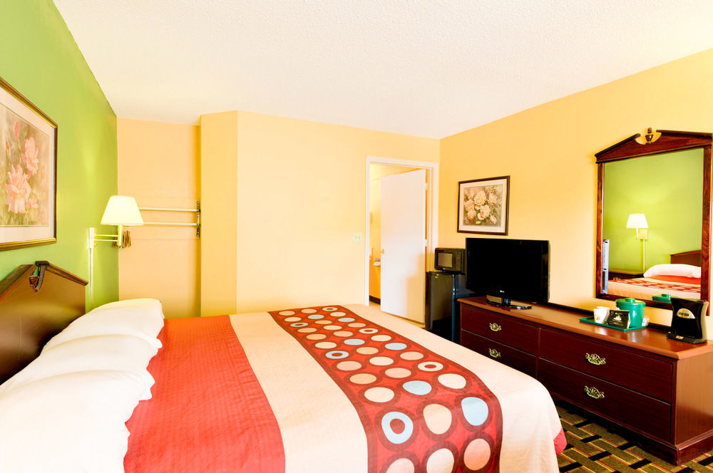 Americas Best Value Inn Darien Exteriér fotografie