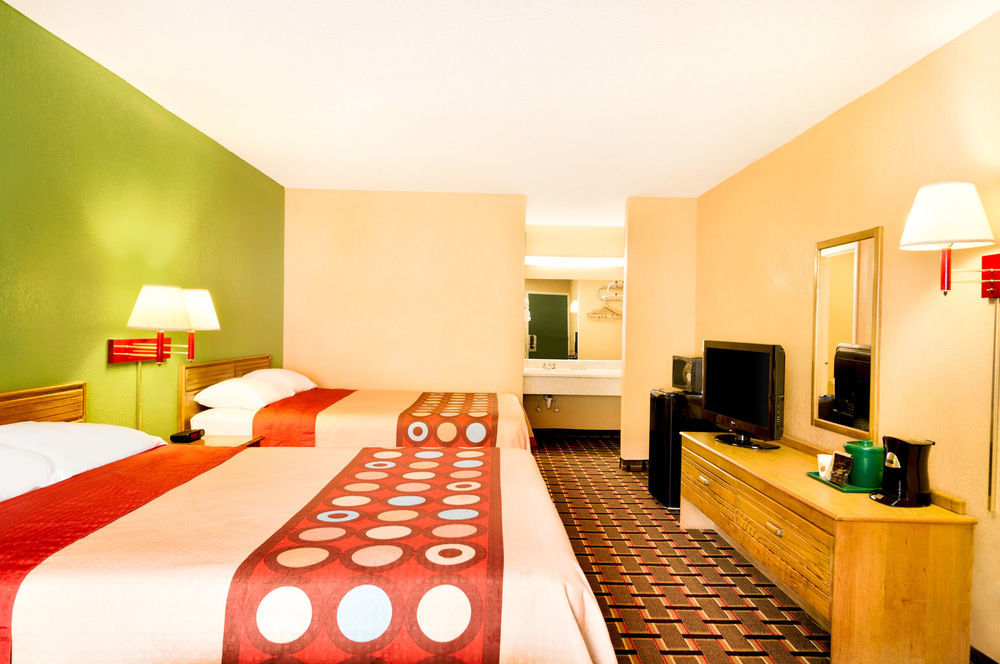 Americas Best Value Inn Darien Exteriér fotografie