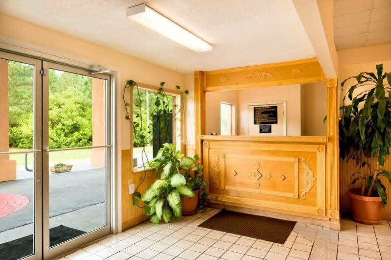 Americas Best Value Inn Darien Exteriér fotografie