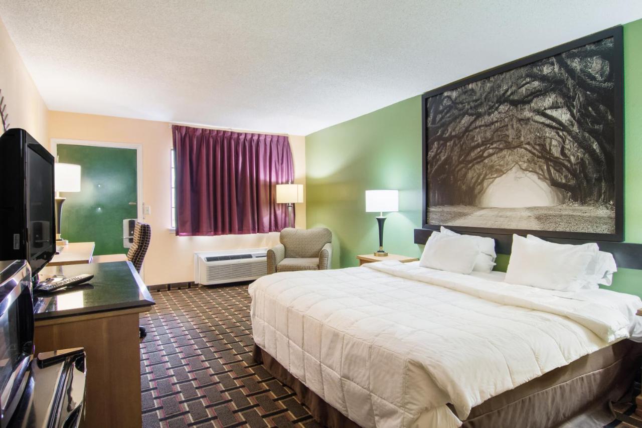 Americas Best Value Inn Darien Exteriér fotografie